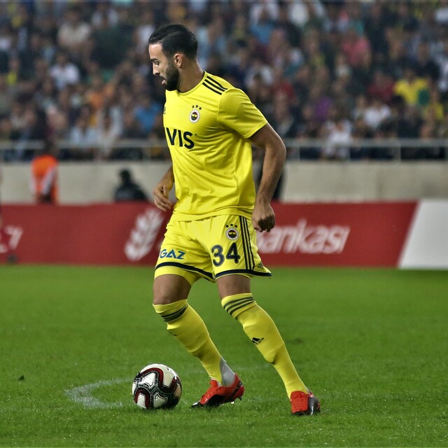 Adil Rami'den kötü haber