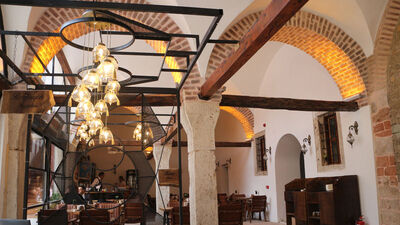 700 yıllık tarihi han, otel oldu