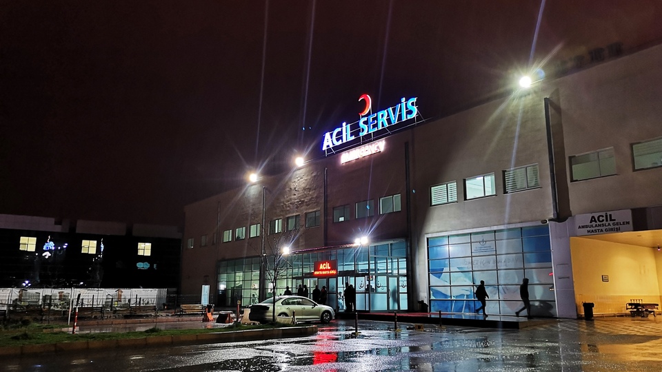 Kırıkkale'de 27 kişi yemekten zehirlendi