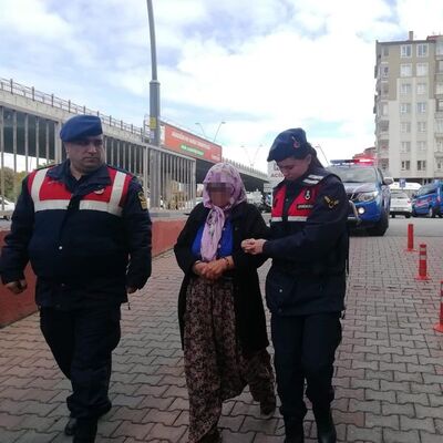 70 yaşında karı koca 22 kilo esrarla yakalandı!