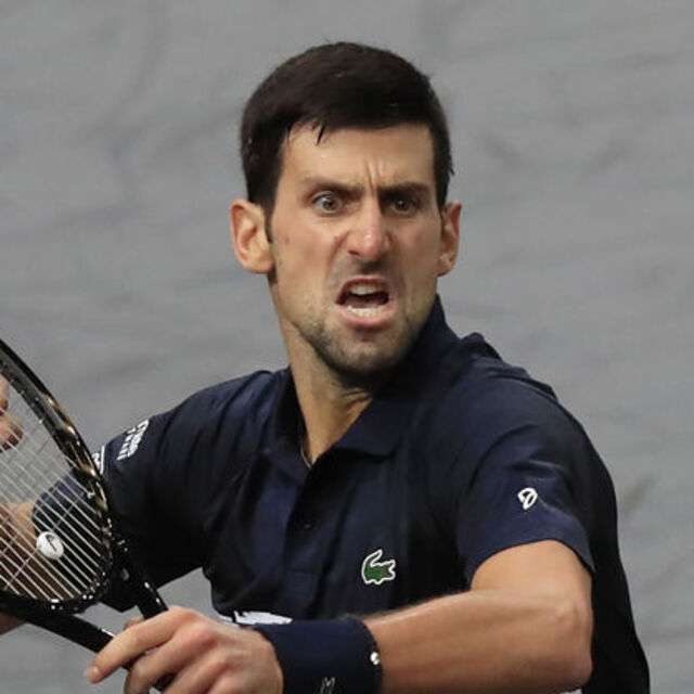 Djokovic, Paris'te finale yükseldi