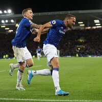 Everton'ı Tosun Paşa kurtardı!