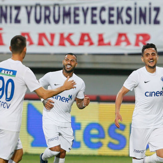 "Değerlerimiz, kutsallarımız var..."