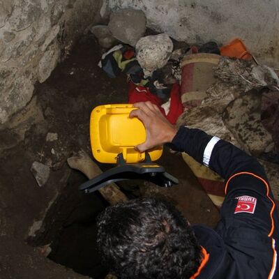 Baskında şaşırtan oda! Narkotik ekipleri uyuşturucu ararken...