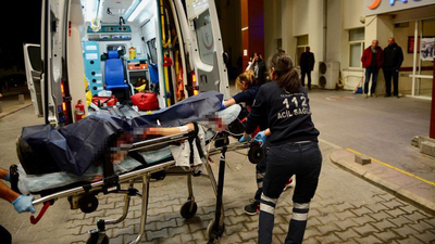 Silah kabzasıyla başına defalarca vurdu