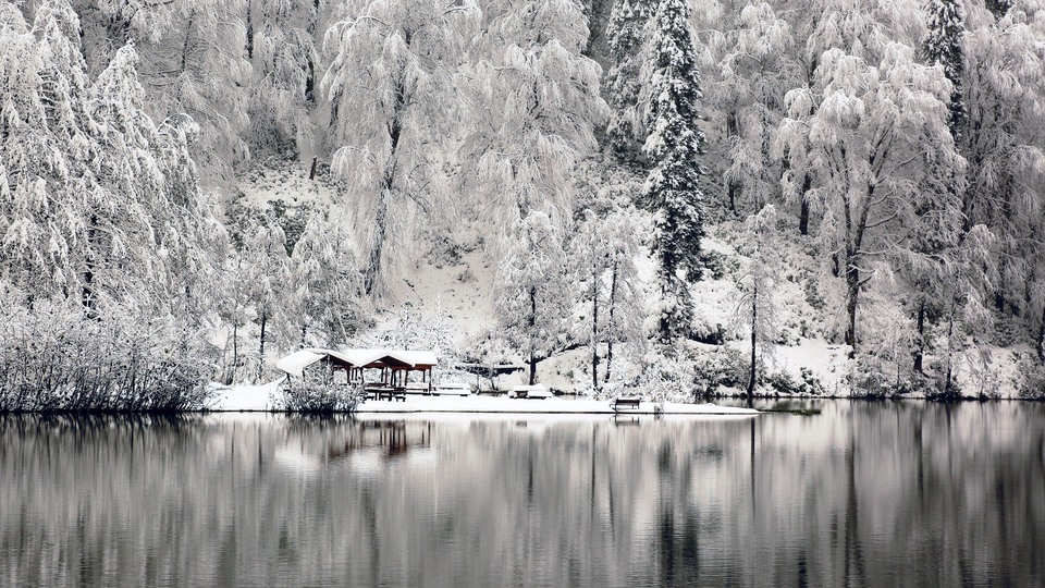 Doğa harikası göl bembeyaz!