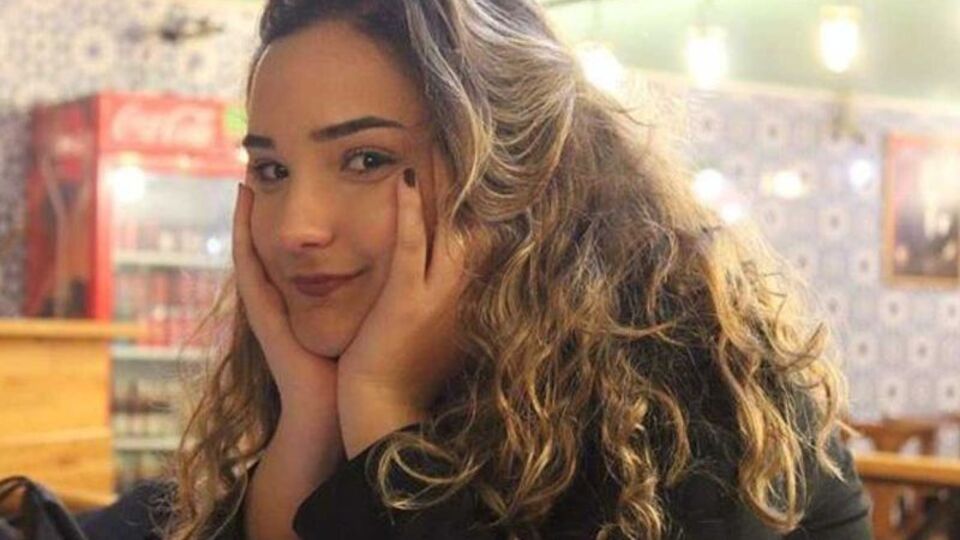 'Ellerim kan içindeydi, arkadaşlarını sordu'