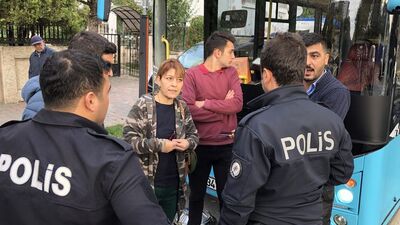 Halk otobüsünde olay! Anne oğul neye uğradığını şaşırdı