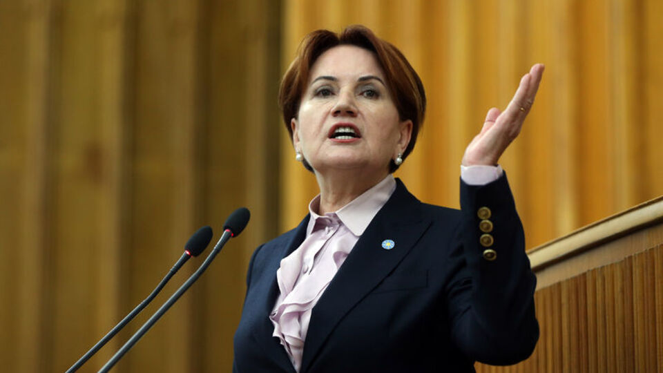 Akşener'den hükümet sistemi eleştirisi