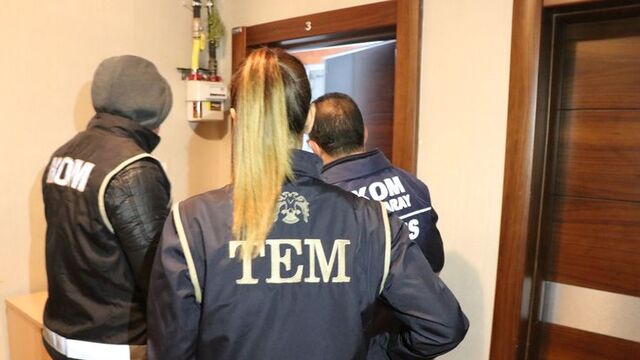 2 komutanlıkta FETÖ operasyonu!