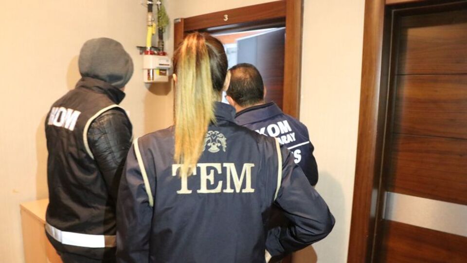 2 komutanlıkta FETÖ operasyonu!