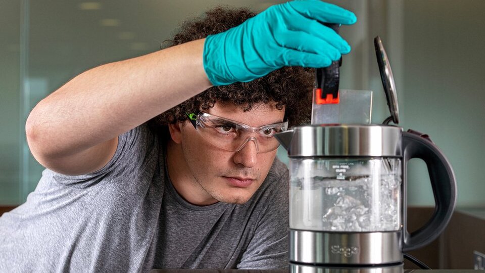 Project Silica: Microsoft'tan 'yüzlerce yıl dayanabilecek' veri depolama teknolojisi