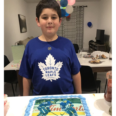 Doğum gününe kimse gelmedi ama...