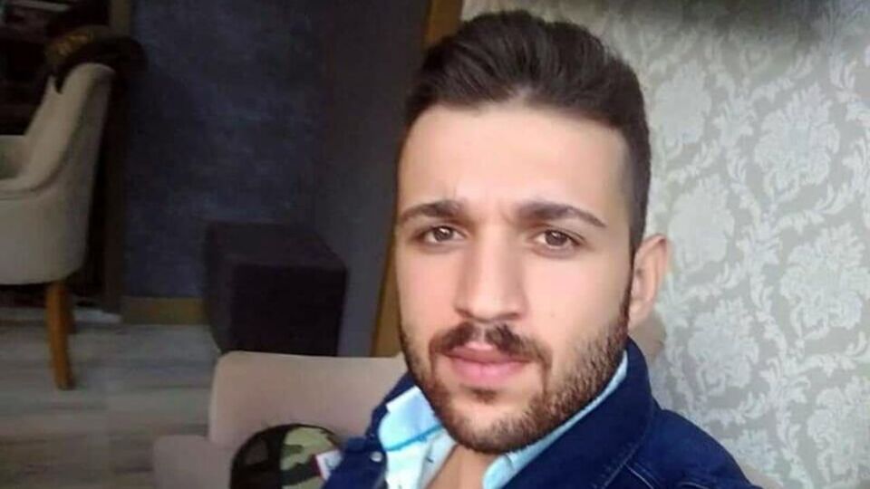 Duş almak için girdiği banyodan çıkamadı