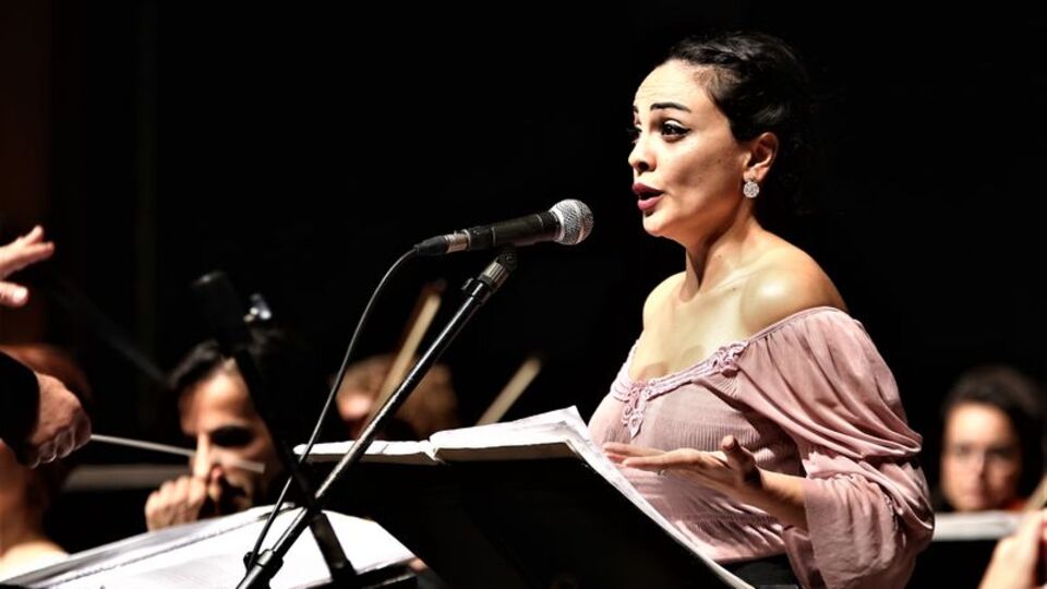 Neşet Ertaş türkülerine senfonik yorum