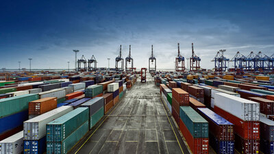 Akdenizli ihracatçılar 10 ayda 11 milyar dolara yaklaştı