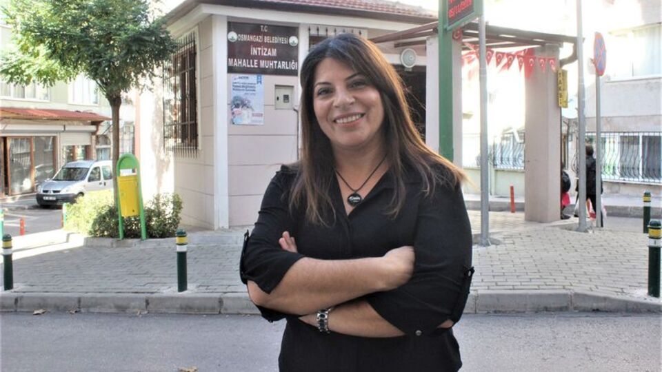 6 ay uğraşıp, muhtarı istifa ettirdi