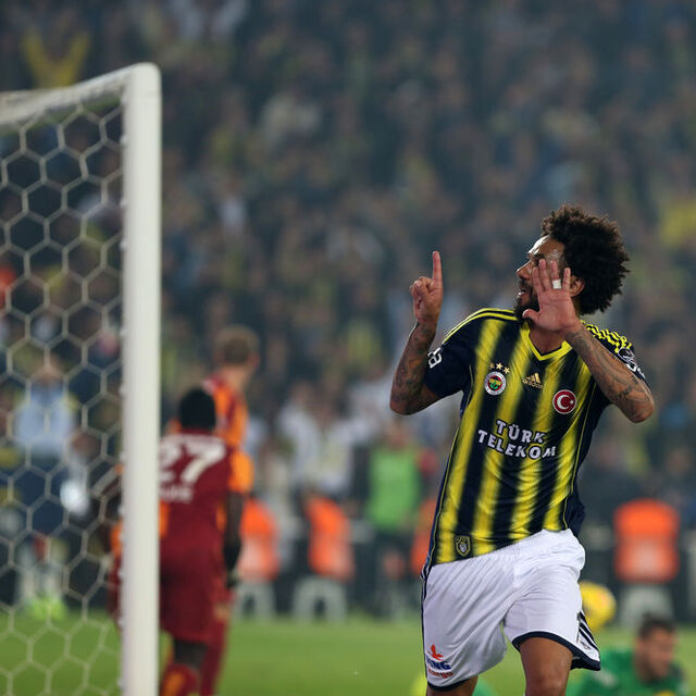 Baroni ve Tuncay'dan Galatasaray'a gönderme!