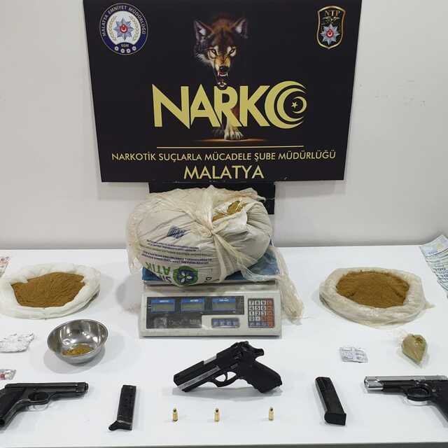 Zehir operasyonunda 6 kilo bonzai ele geçirildi