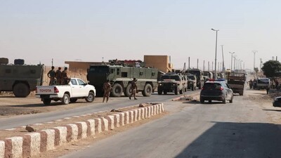 O üsse Rus bayrağı çekildi