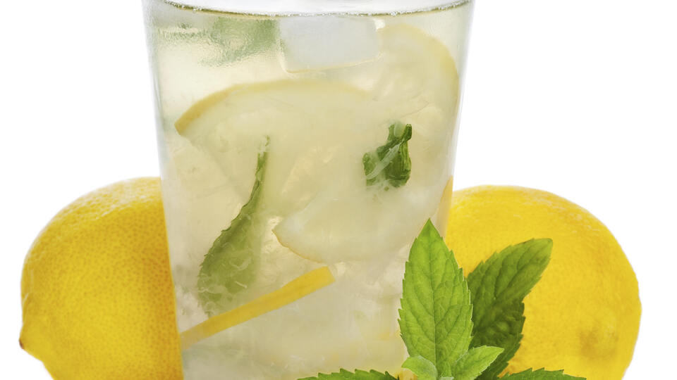 Limonlu suyun faydaları nelerdir?