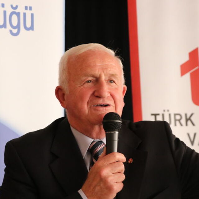 "Obez hastalarının yarısından fazlası çocuk"