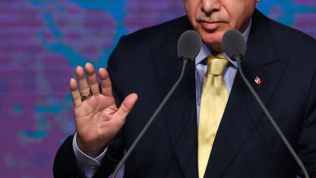 Cumhurbaşkanı Erdoğan, üç hükümlünün cezasını kaldırdı