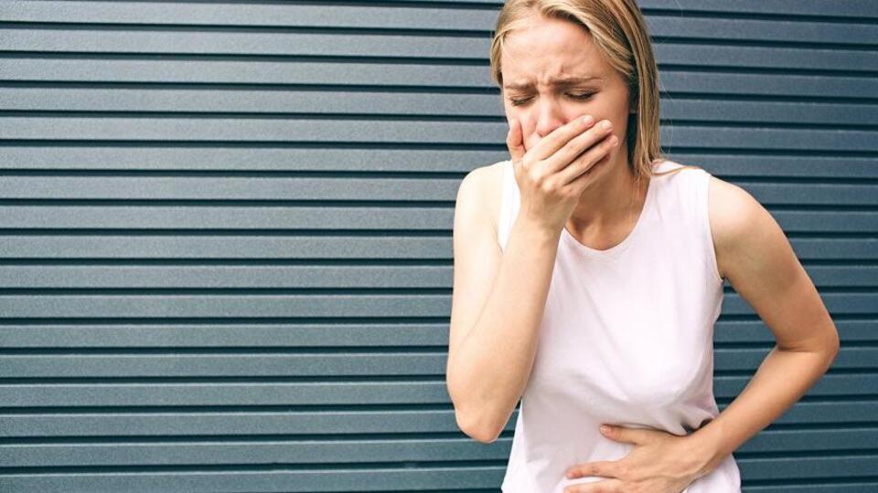 Besin zehirlenmesi nedir? Belirtileri nelerdir?