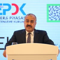 EPDK Başkanı Yılmaz'dan insan odaklı hizmet uyarısı