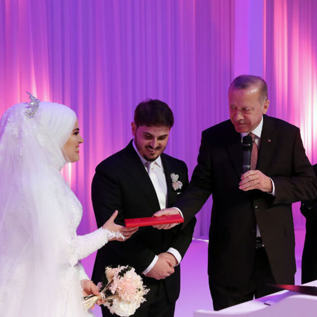 Cumhurbaşkanı Erdoğan nikah şahidi oldu