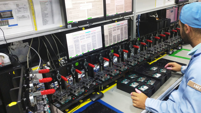 İkitelli'den İngiltere'ye telefon satacak