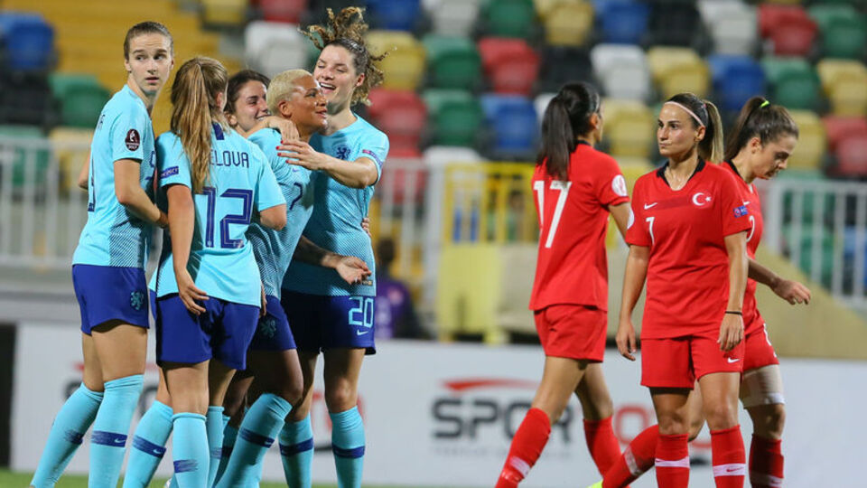 Hollanda'ya farklı kaybettik