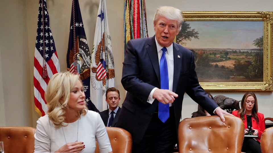 Trump'ın özel jetli evanjelist kadın papazı