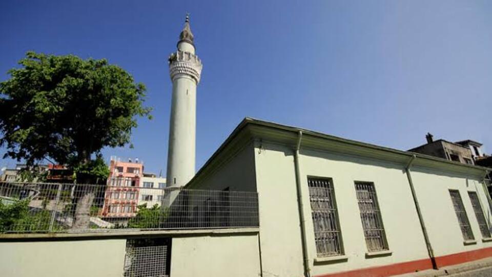 Bu mescit tüm camilerin önünde