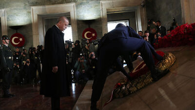 Devlet erkanı Anıtkabir'de...