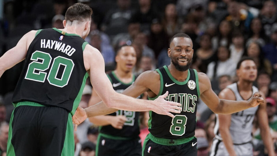Celtics maçı kazandı, Hayward'ı kaybetti