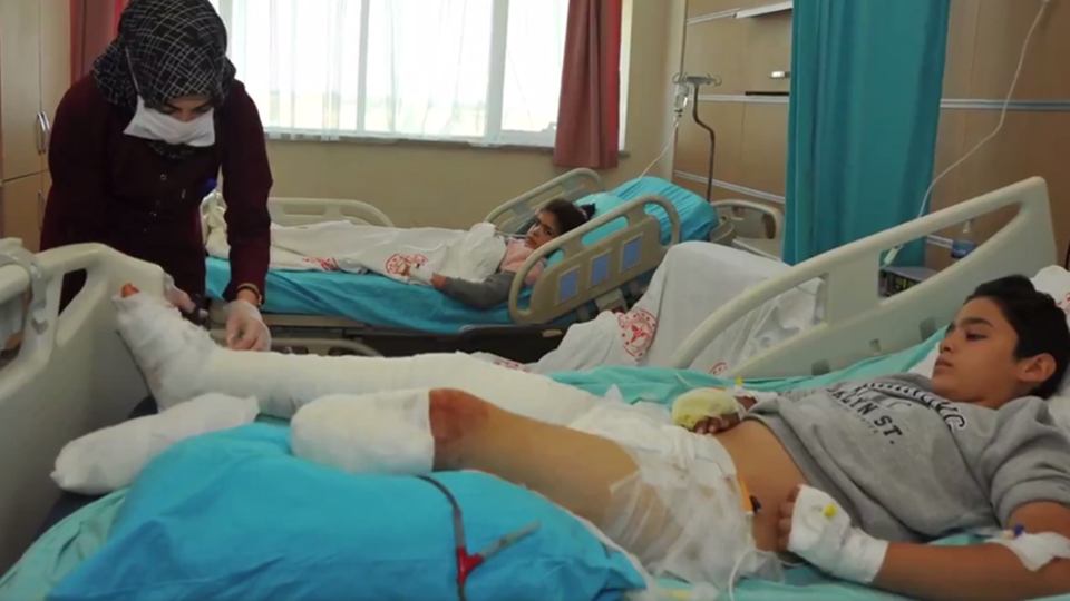 "Oğlumun ayağı YPG yüzünden kesildi!"