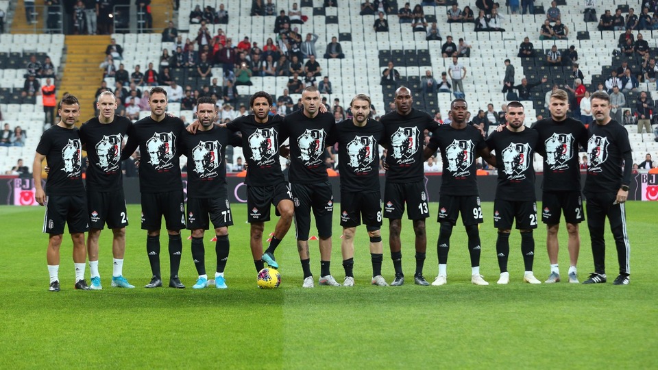 Kartal, Ata'yı andı!