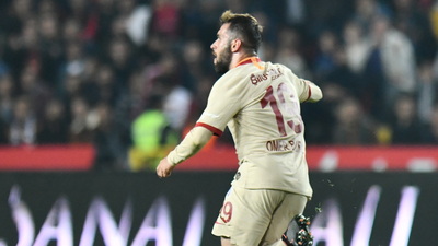 Yeni prens Ömer Bayram!