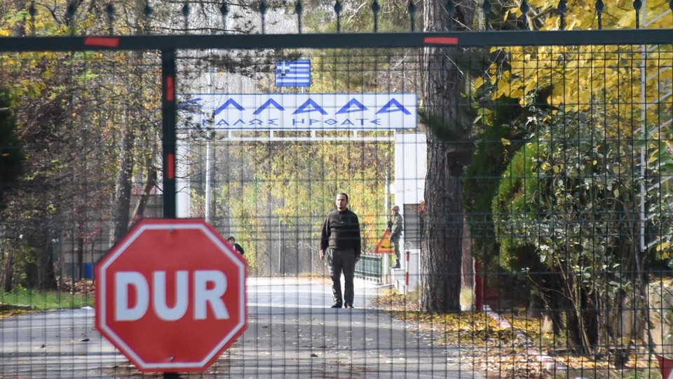 İki ülke arasında kaldı