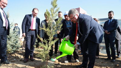 Sağlık Bakanlığı 3 bin fidanla "Geleceğe Nefes" oldu