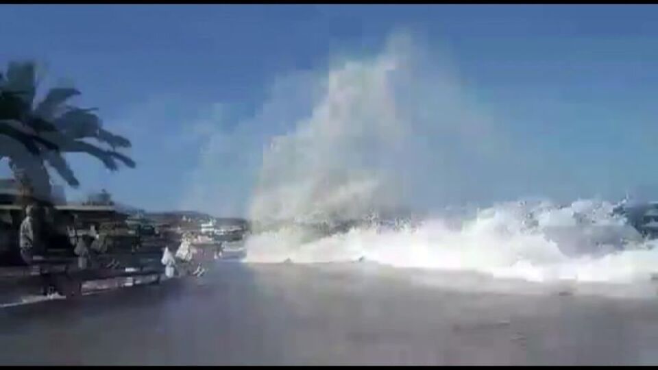 Büyükada'da 'tsunami' korkusu