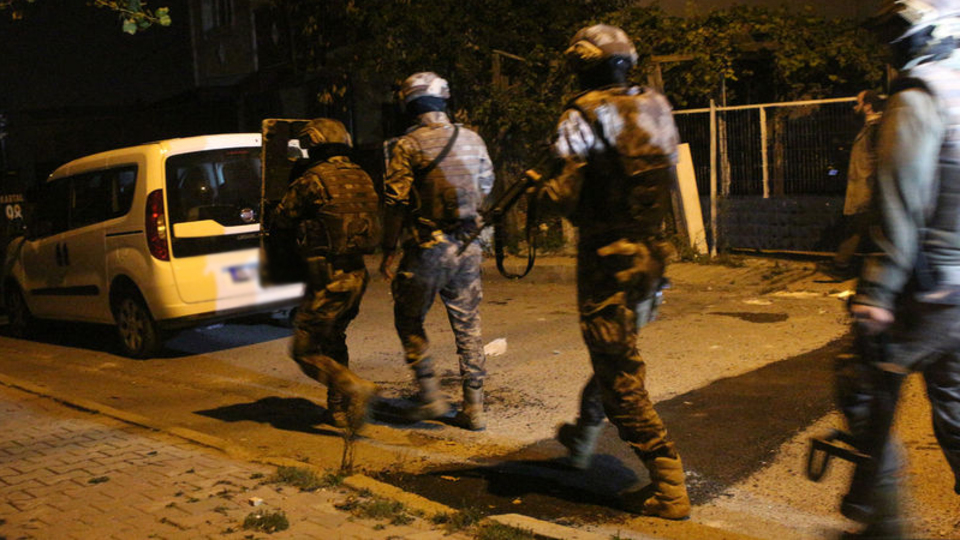Uyuşturucu satıcılarına şafak operasyonu