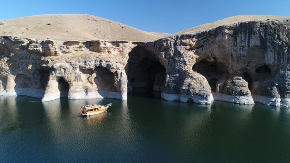 9 milyon yıllık kanyonları bir de böyle görün!