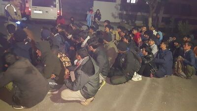 Çanakkale'de 70 kaçak göçmen yakalandı