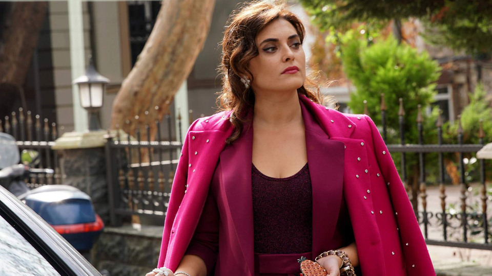 Taciz mesajları atan sapığı ifşa etti