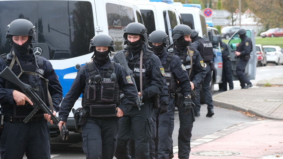 Almanya'da DEAŞ operasyonu