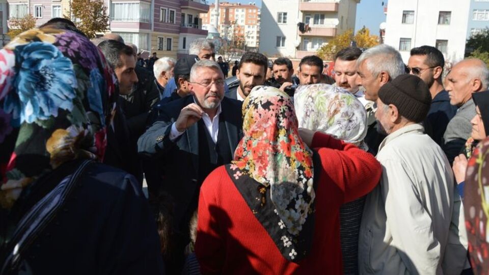 Baz istasyonu gerginliği!