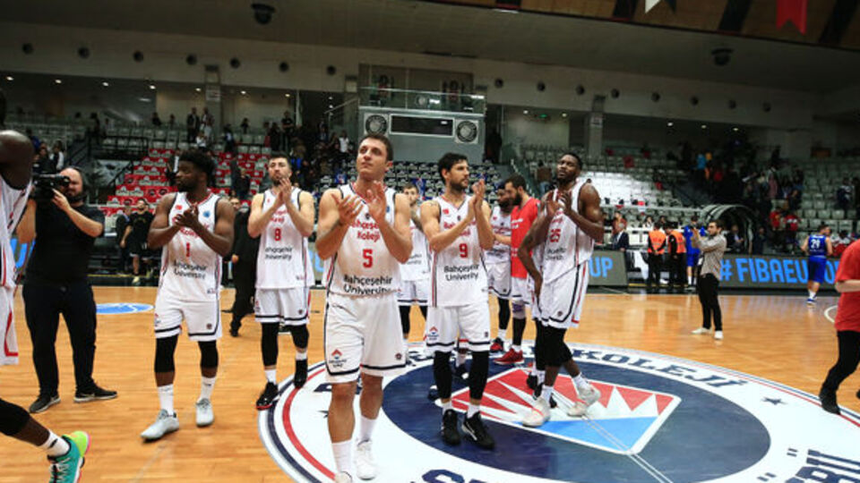 Bahçeşehir evinde kazandı