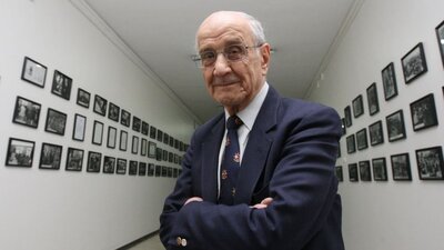 Mümtaz Soysal kimdir?